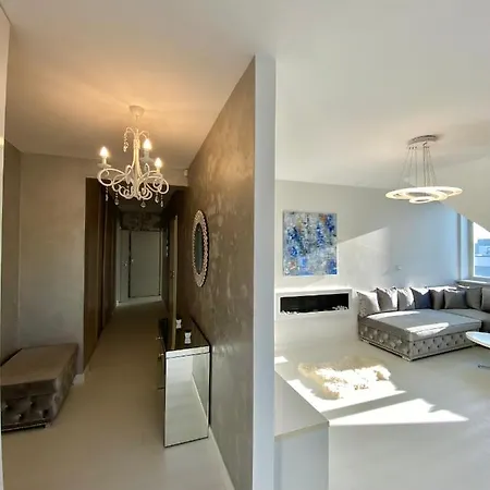 Apartment Penthouse 2 Bedroom Designer