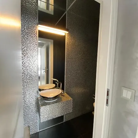 Penthouse 2 Bedroom Designer * Warsaw