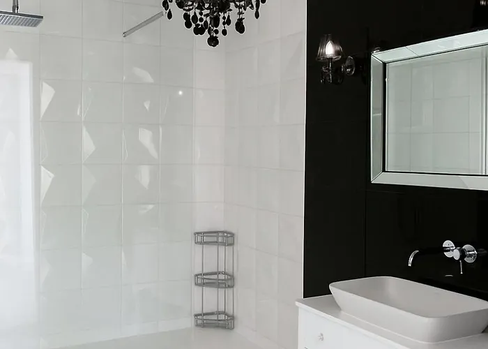 Penthouse 2 Bedroom Designer דירה *